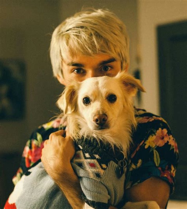 Awsten Knight Pets - Celebrity Pets