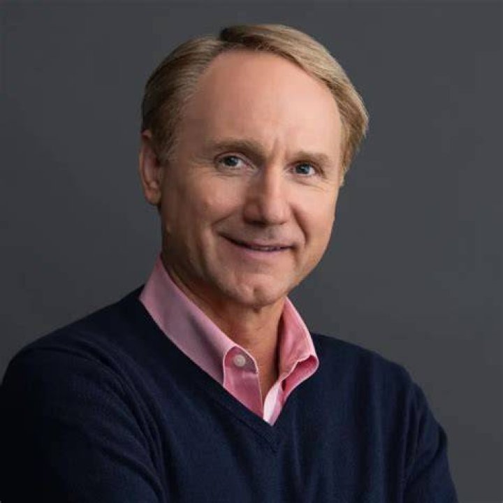 Dan Brown Net Worth