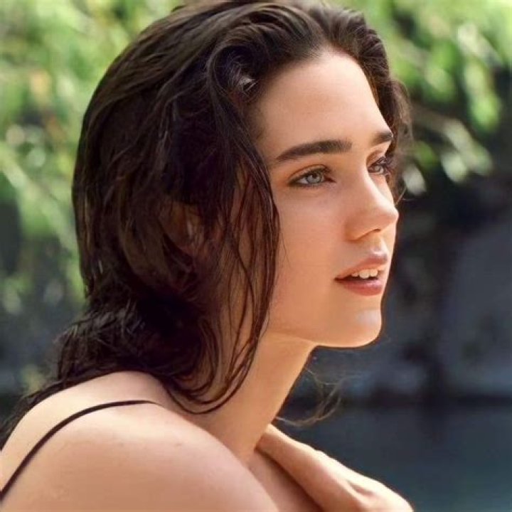 Jennifer Connelly profile image.
