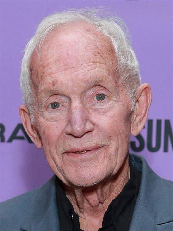 Lance Henriksen photo