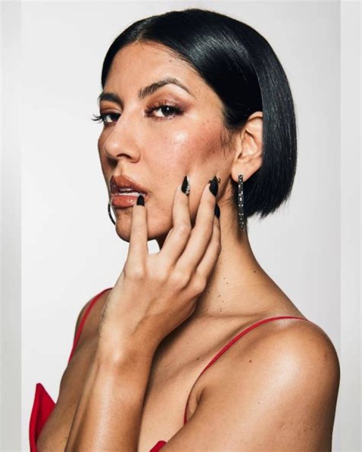 Stephanie Beatriz photo